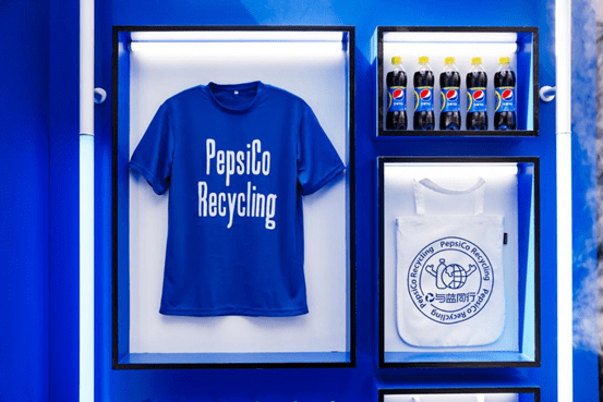 时代 百事盖念店焕新时代青年力,热爱不止一面