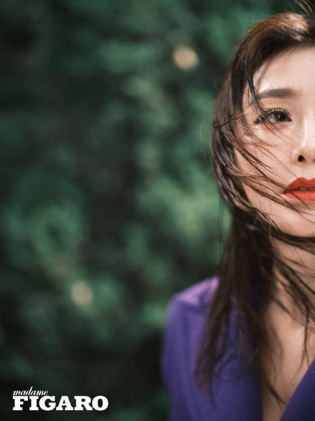 女王 “白月光”秦岚不扮古装照样惊艳！演绎出百变职场女王，气质绝杀