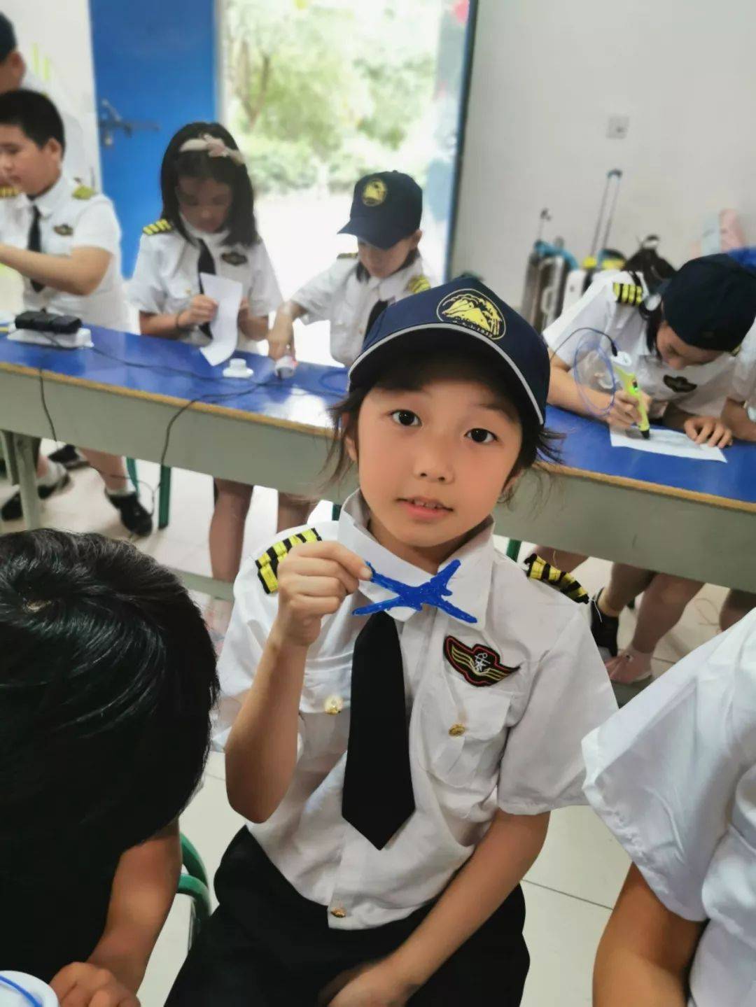 冲上云霄致敬中国机长