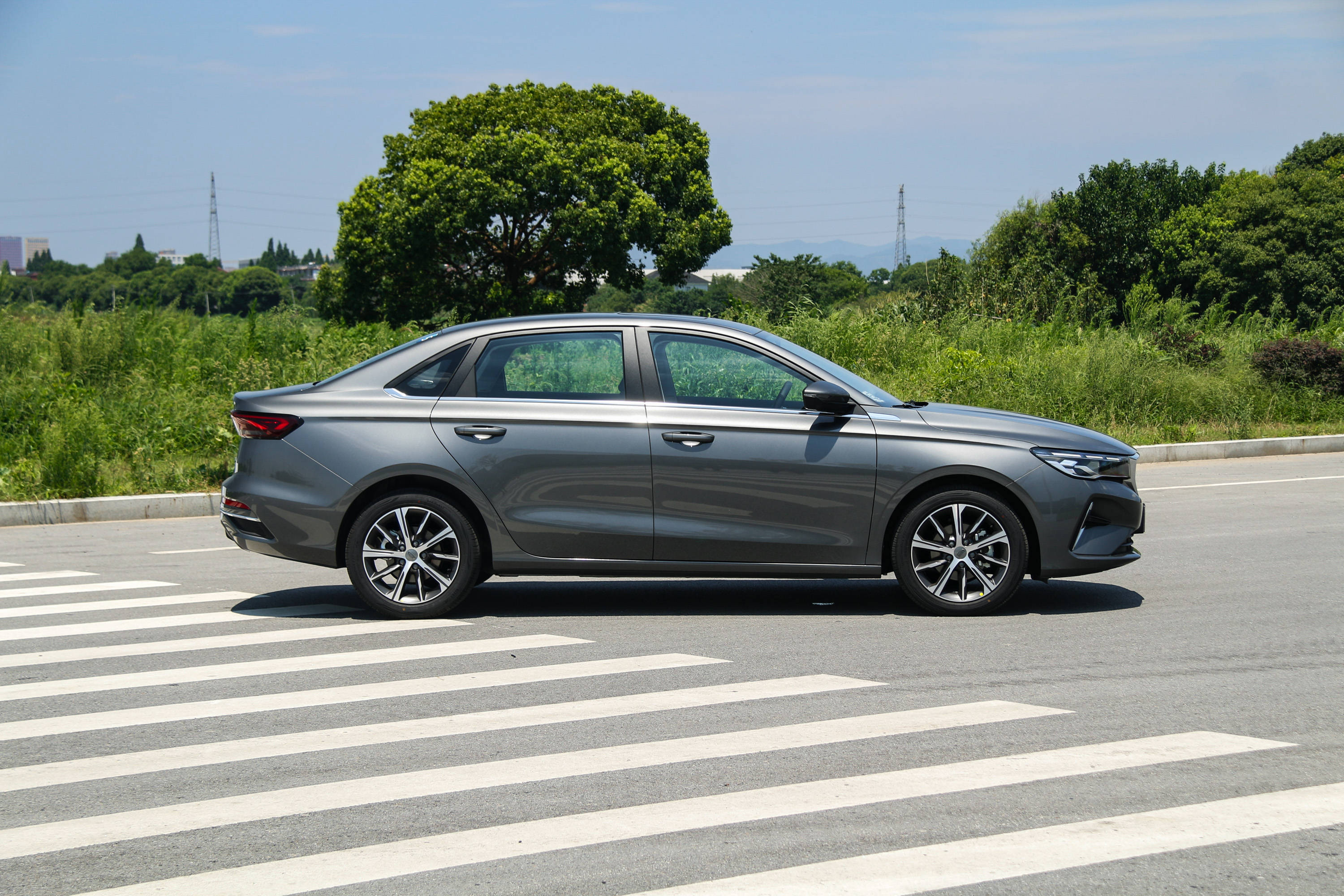 家庭首选,设计满分,第4代帝豪掌握了年轻密码_搜狐汽车_搜狐网