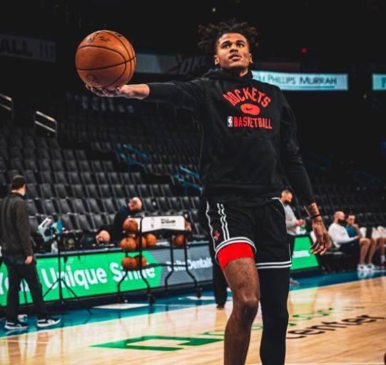 比赛|NBA-变阵未奏效！火箭又被打懵，榜眼8分无球权，豪斯5中0拖后腿