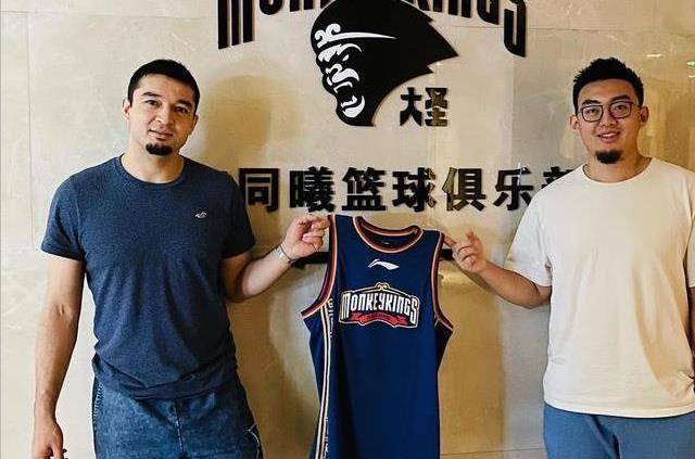 原创心疼霍楠处罚背了主力伤了连主教练都要走了同曦队经理太难了