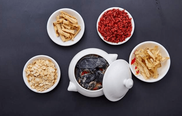 爱美|女性冬季养生注意事项及养生方法