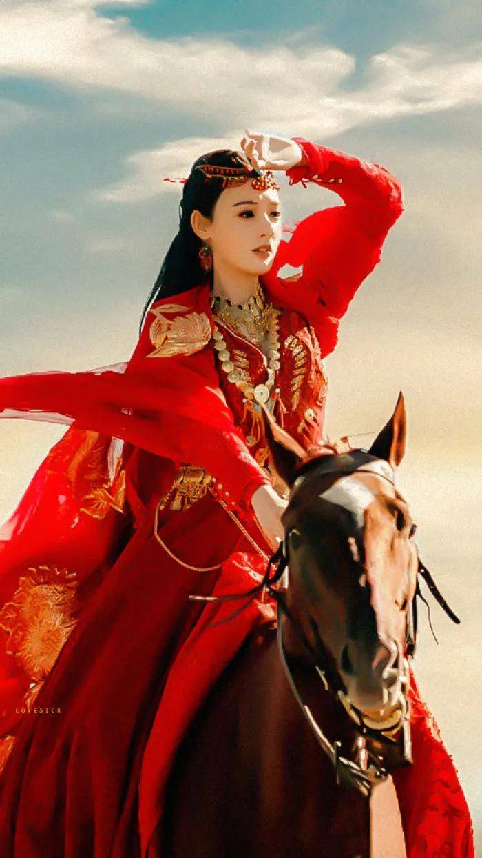 服装 盘点那些美得惊心动魄的服装造型