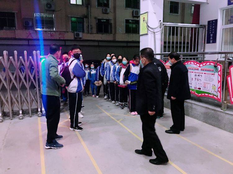 乾县长义初级中学开展安全教育活动纪实简报二