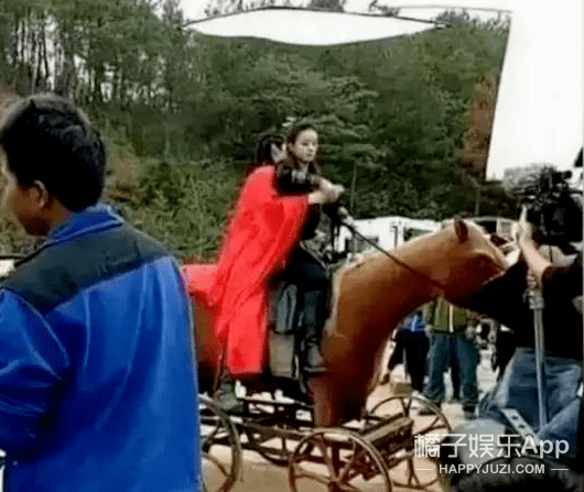 什么|马戴美瞳画眼线？太子妃升职记的马后期合成，骑马戏都是这么拍？！