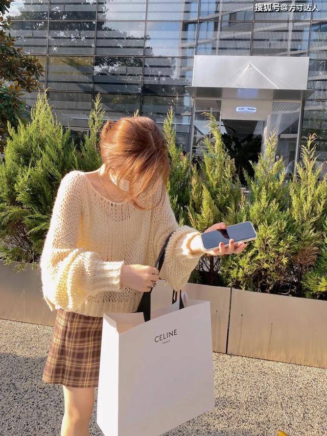 羽毛 秋冬这3个元素很适合初入职场的姑娘pick 回头率百分百！