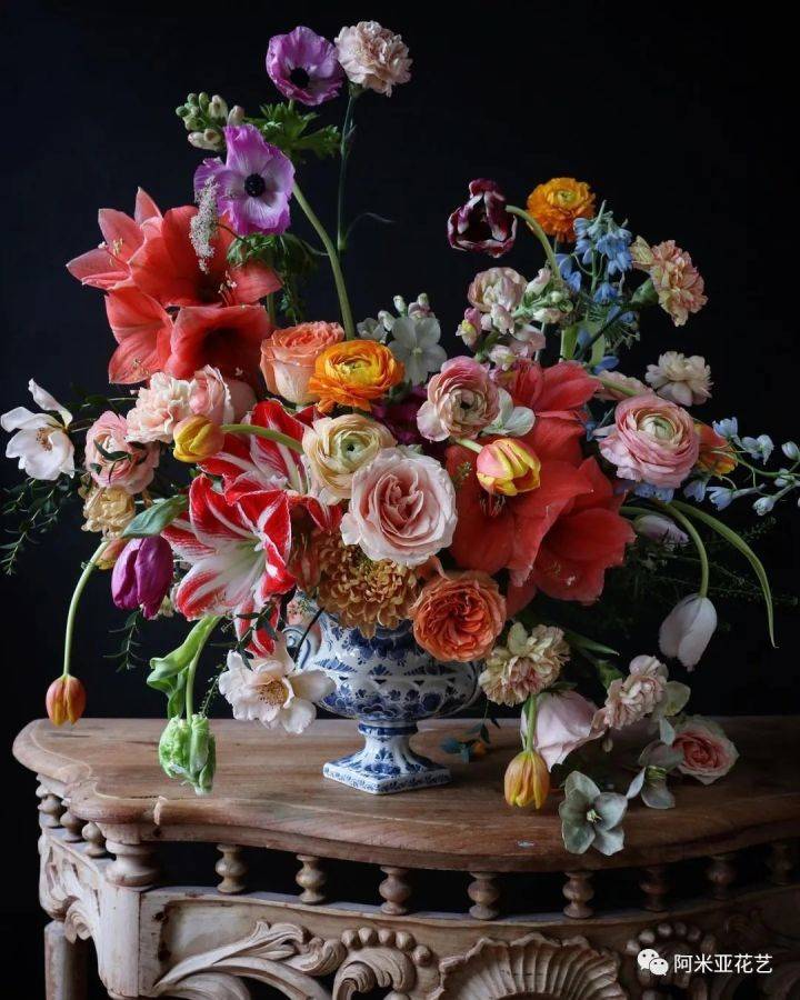美式花艺技巧全攻略 别具一格的视觉盛宴 插花