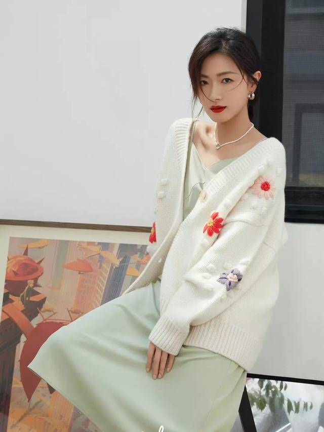 羊羔 外套大种草，这个秋天一定要入手一件