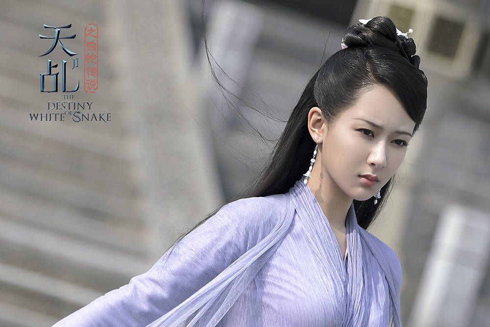 调整女明星发际线变美史：从生硬的美到自然的美，她们都做对了什么？