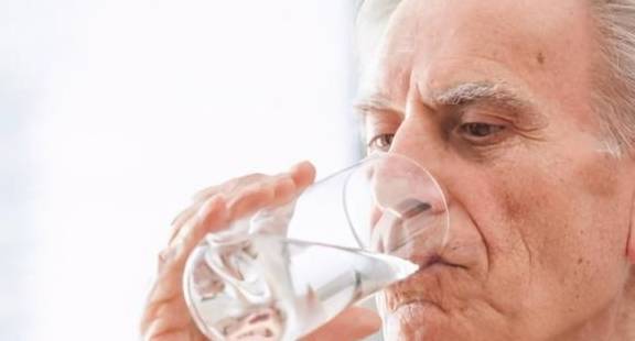 大量喝水对血糖影响多少 c79474506a8849479855730e5f8f05d9.jpeg