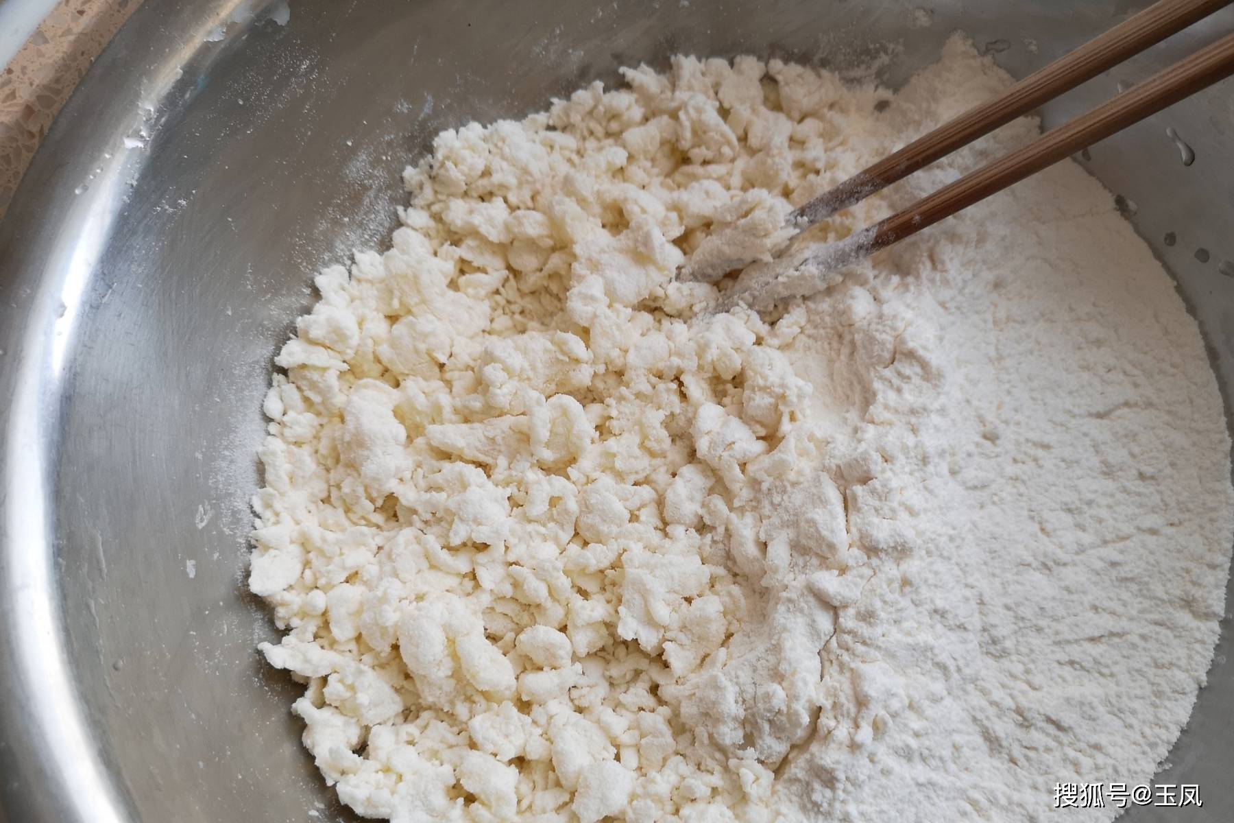 葱花|3块钱做10张手抓饼，一周早餐不用早起，外酥里软，层次多，真香