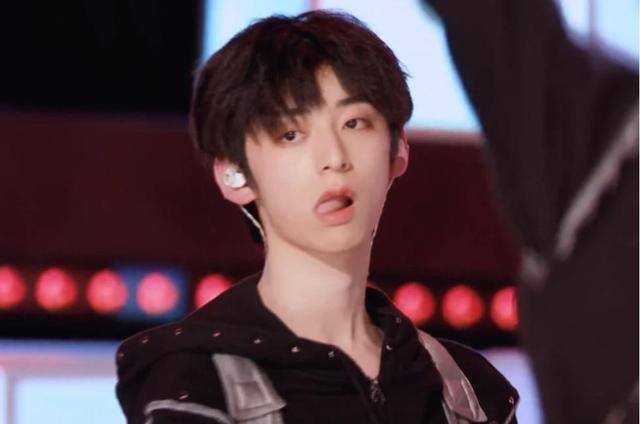 人间|不愧是人间“油物”，周深都被腻得表情扭曲，这节目还能看吗？