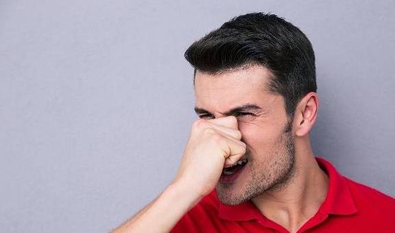 出现泡沫|血糖高，尿液也许有这3种“异常”，若你没中，祝贺血糖还算稳定