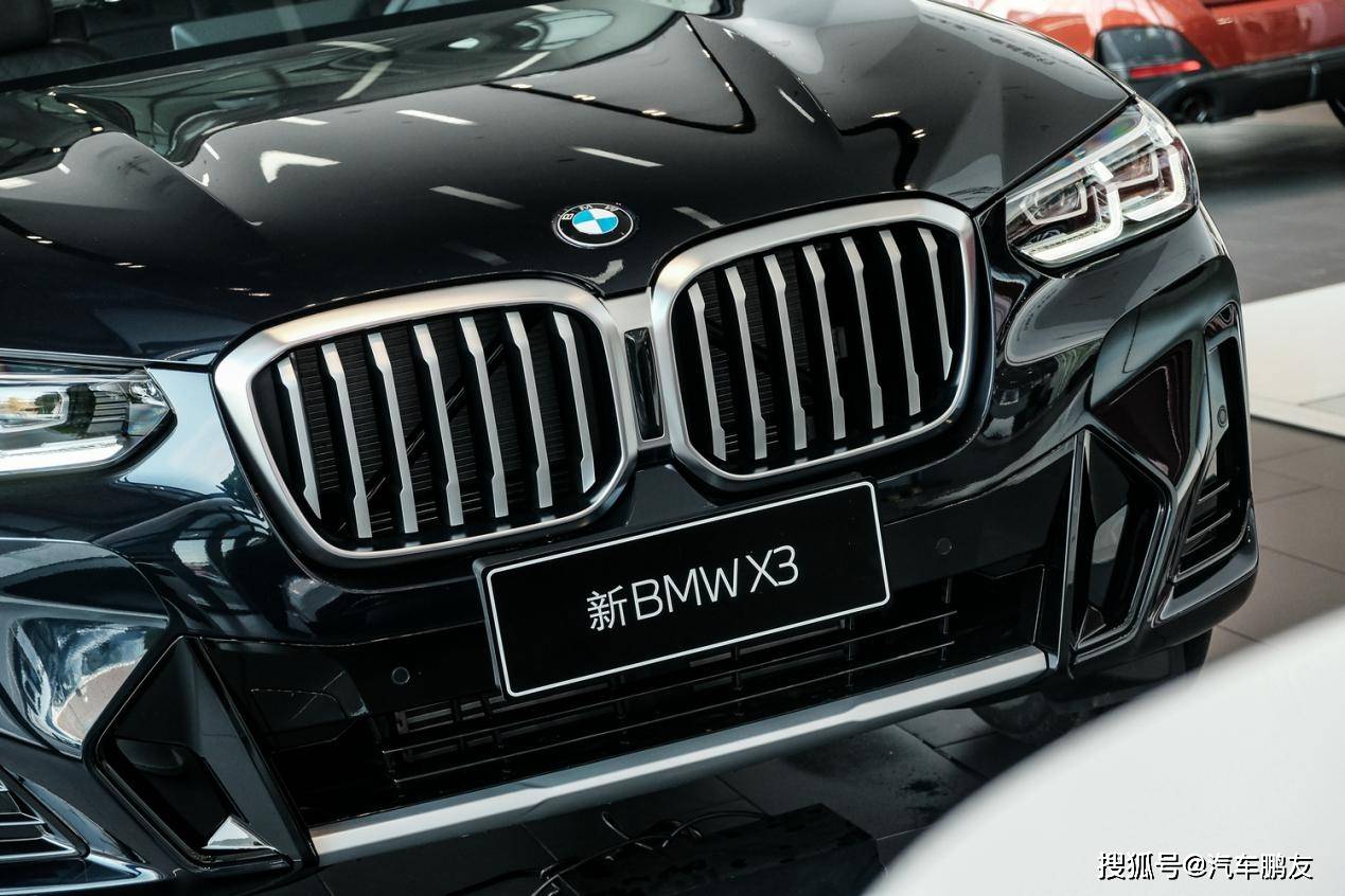 实拍新款宝马x3xdrive25i优惠2万还是低配香