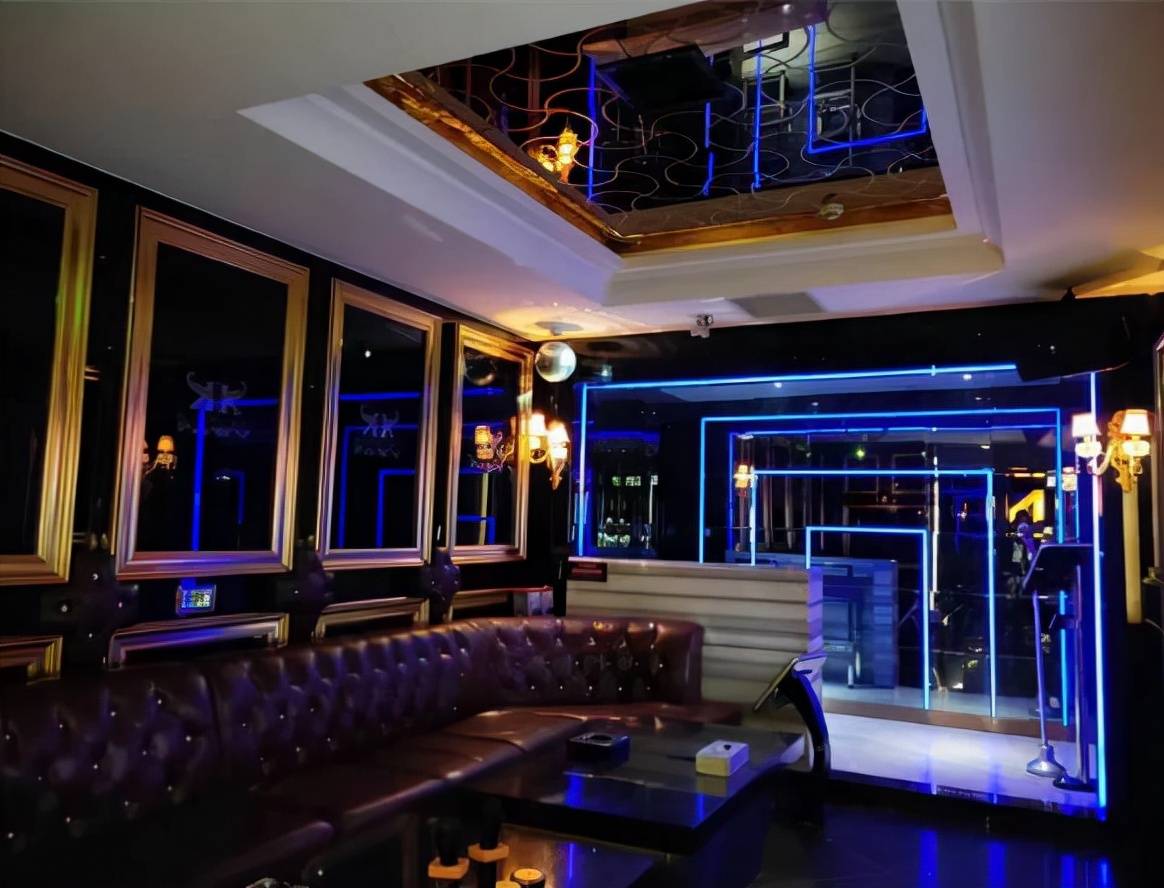 七年老店火爆燃趣的创新派对ktv「kk」19.9元纯欢唱5小时