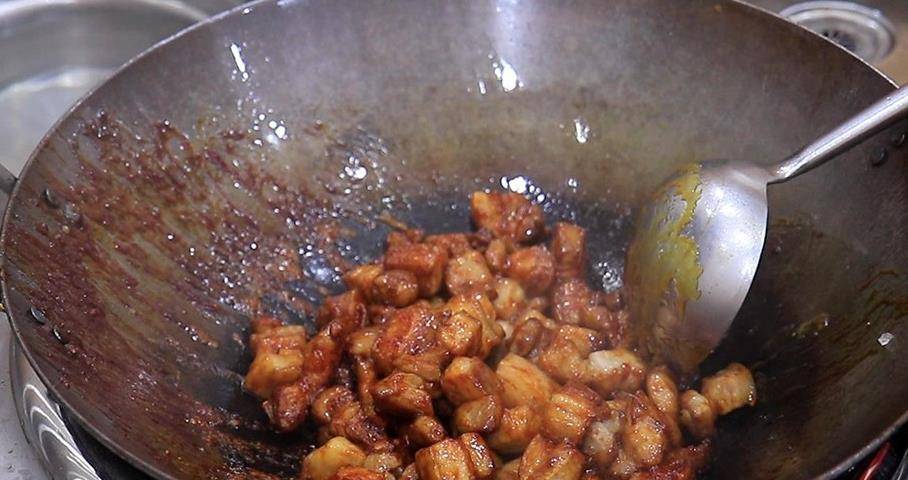 做红烧肉最忌焯水 7d91905af37942dabd7f3a5779756301.jpeg