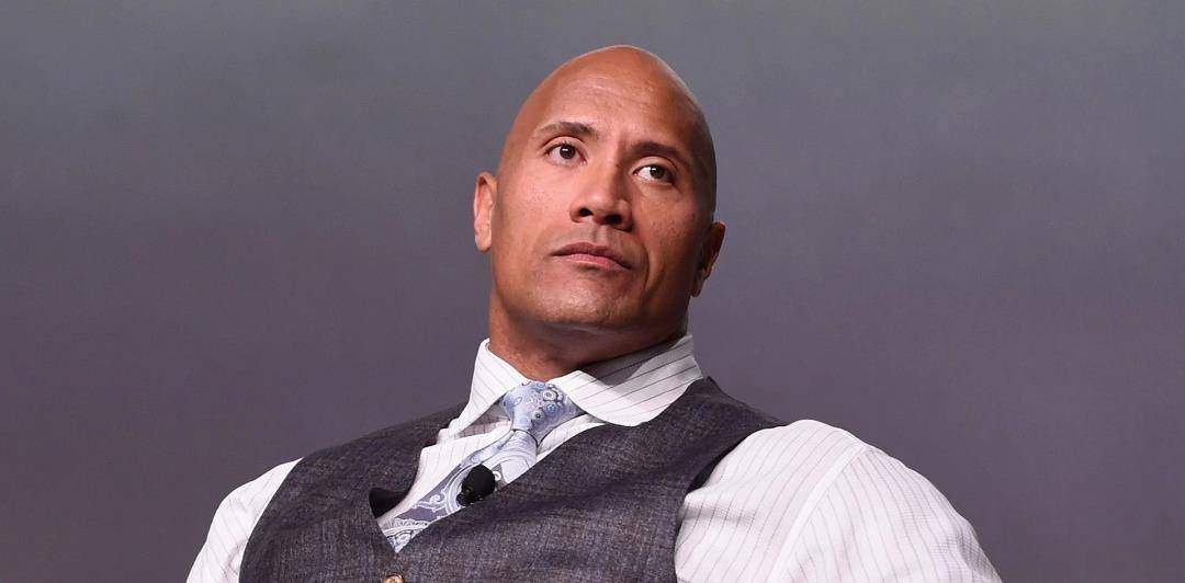 为何强森没有出现?wwe其实早就有计划……_宣传