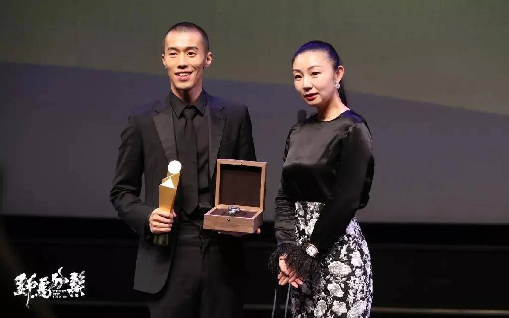 魏书钧|三次入围戛纳的90后导演，他的处女作终于来了