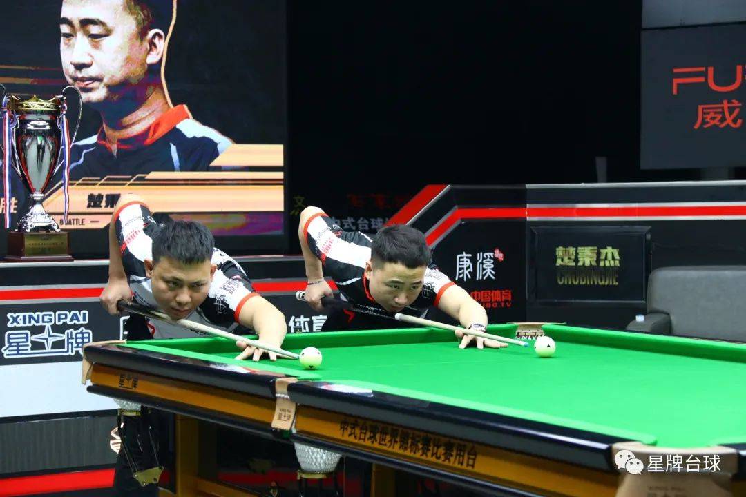 楚秉杰险胜郑宇伯 第四回合再战_比赛_双方_手感