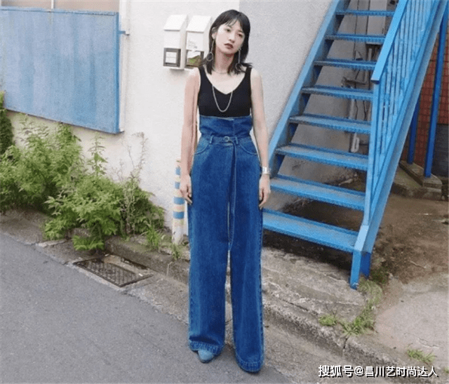 哪吒 阔腿裤大势已去！今年被哪吒带火的“纸袋裤”，一半以上的人在穿