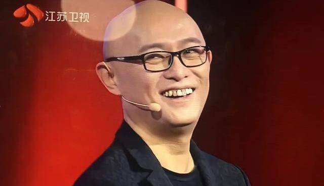 全口娱乐圈人人一口“大白牙”，大概早已忘记“笑不露齿”了吧
