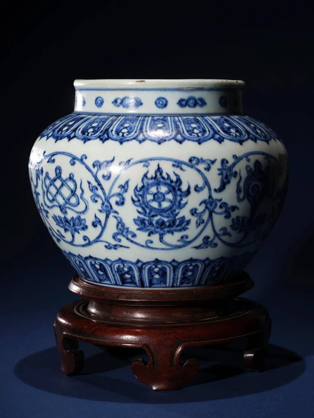 崇正拍卖前身保利:"蛐蛐皇帝"的御用瓷器