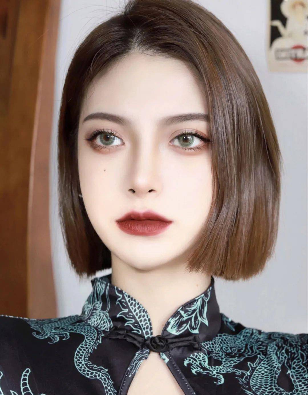 长发杨幂剪短发犹如“换脸”，本以为很丑，结果全网沦陷…