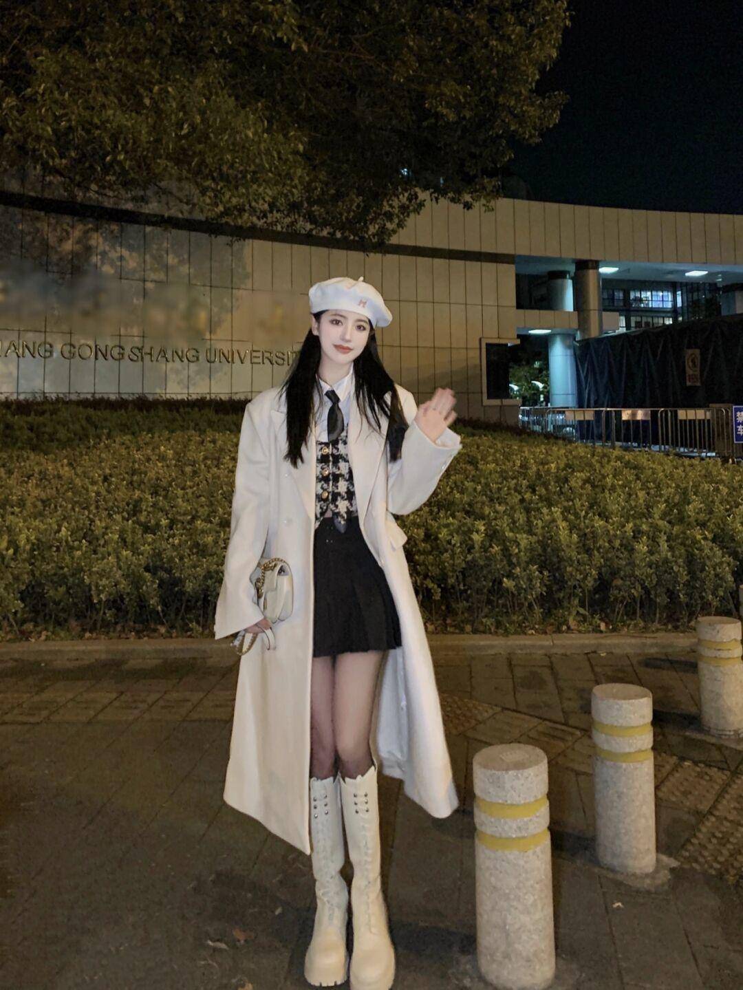 颜色 鞋子不会选？试试这5种颜色的“长筒靴”吧，看看哪款与你最配