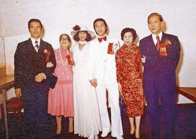 旧版还珠格格香妃是谁演的刘丹个人资料揭秘刘丹车祸去世内幕