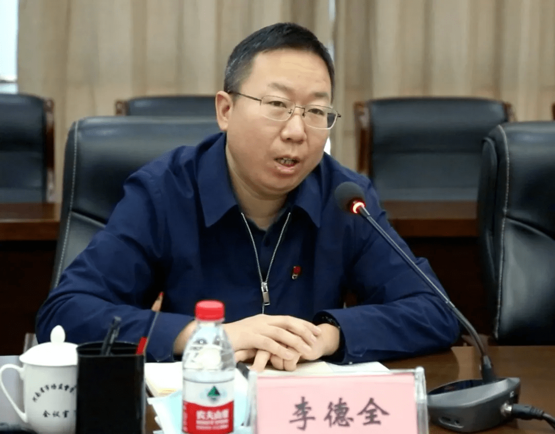 11月23日,省委宣传部城市精神文明建设处处长李德全带领省文明办精神