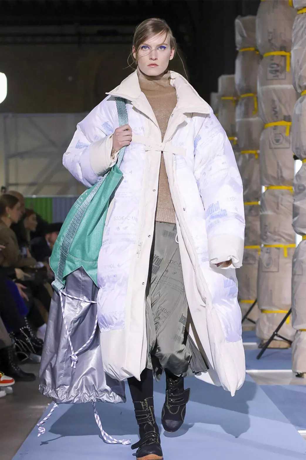 身材 羽绒服应该怎么选才能时髦保暖又有型!