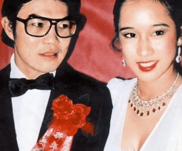 著名音乐家周艳泓的老公是谁期待男神早日来临