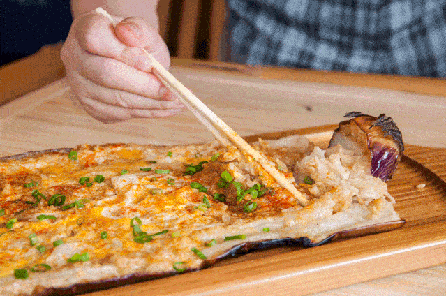 家常蒜蓉茄子用油健康,味道极好,比烧烤摊香!