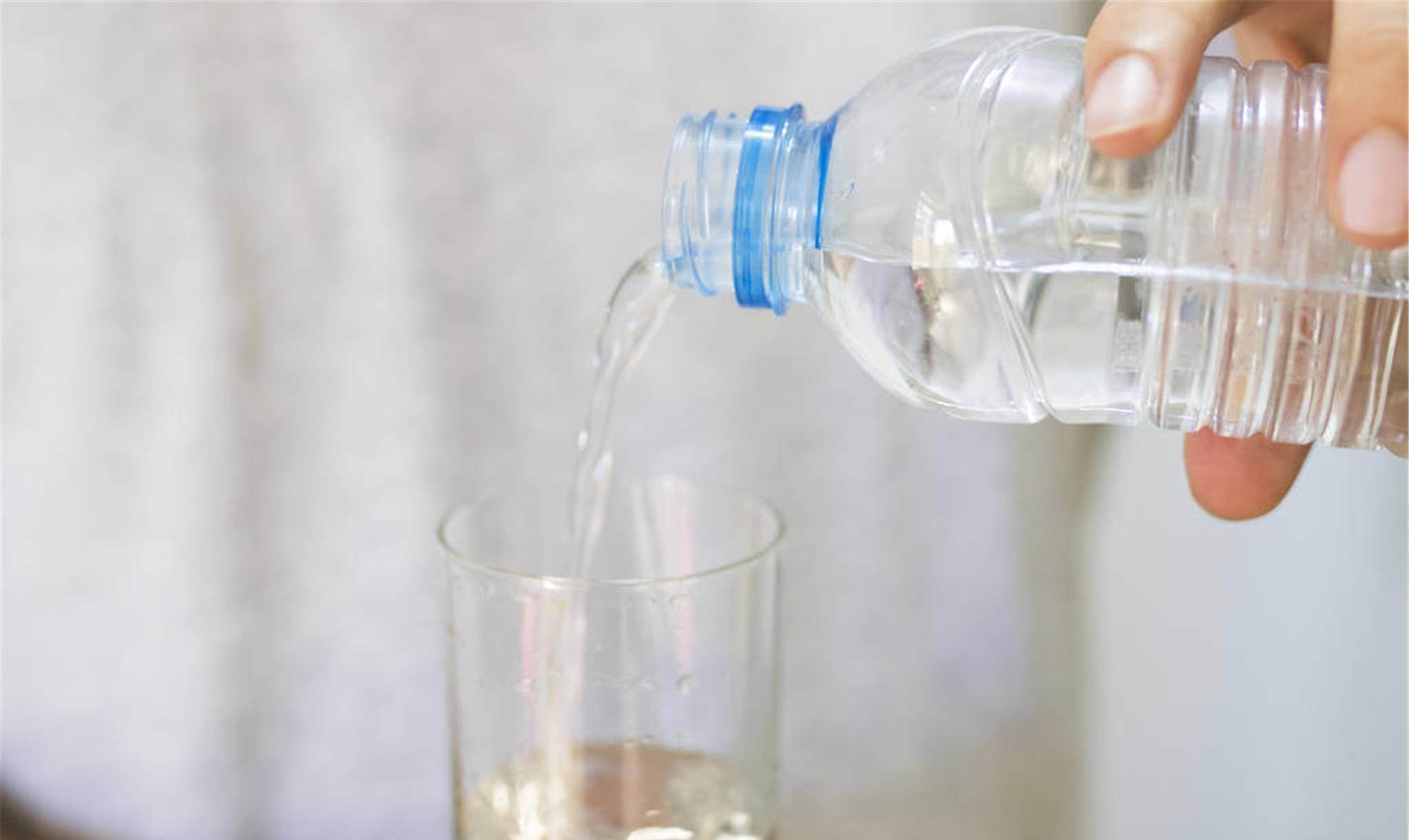 肝脏|6个爱好，也许会慢慢“伤害”你的肝，劝你趁早改正，切莫忽视