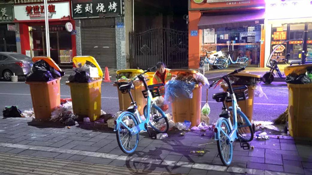 人心|寒冬送温暖,阳光暖人心 | 人工智能学院开展冬日送温暖志愿活动