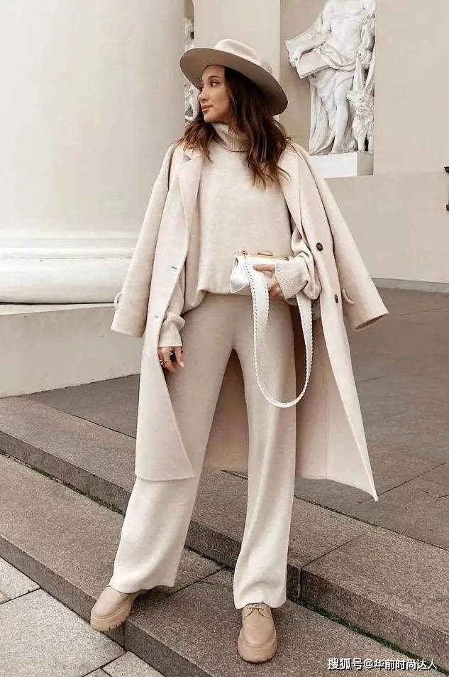 黑色 秋冬穿衣没有亮点?试试“同色系”搭配法则，高级优雅很有范