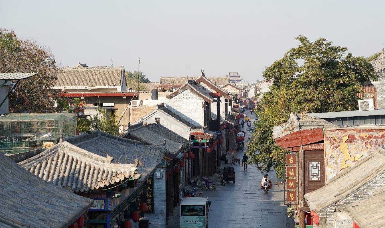 和平遥同为全国文保的古城，迄今2600多年，可看到赵州桥的姊妹桥