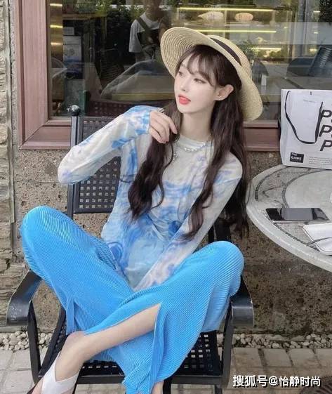 亮点 秋冬日常穿搭，不规则T恤，满足你简单又不单调的需求