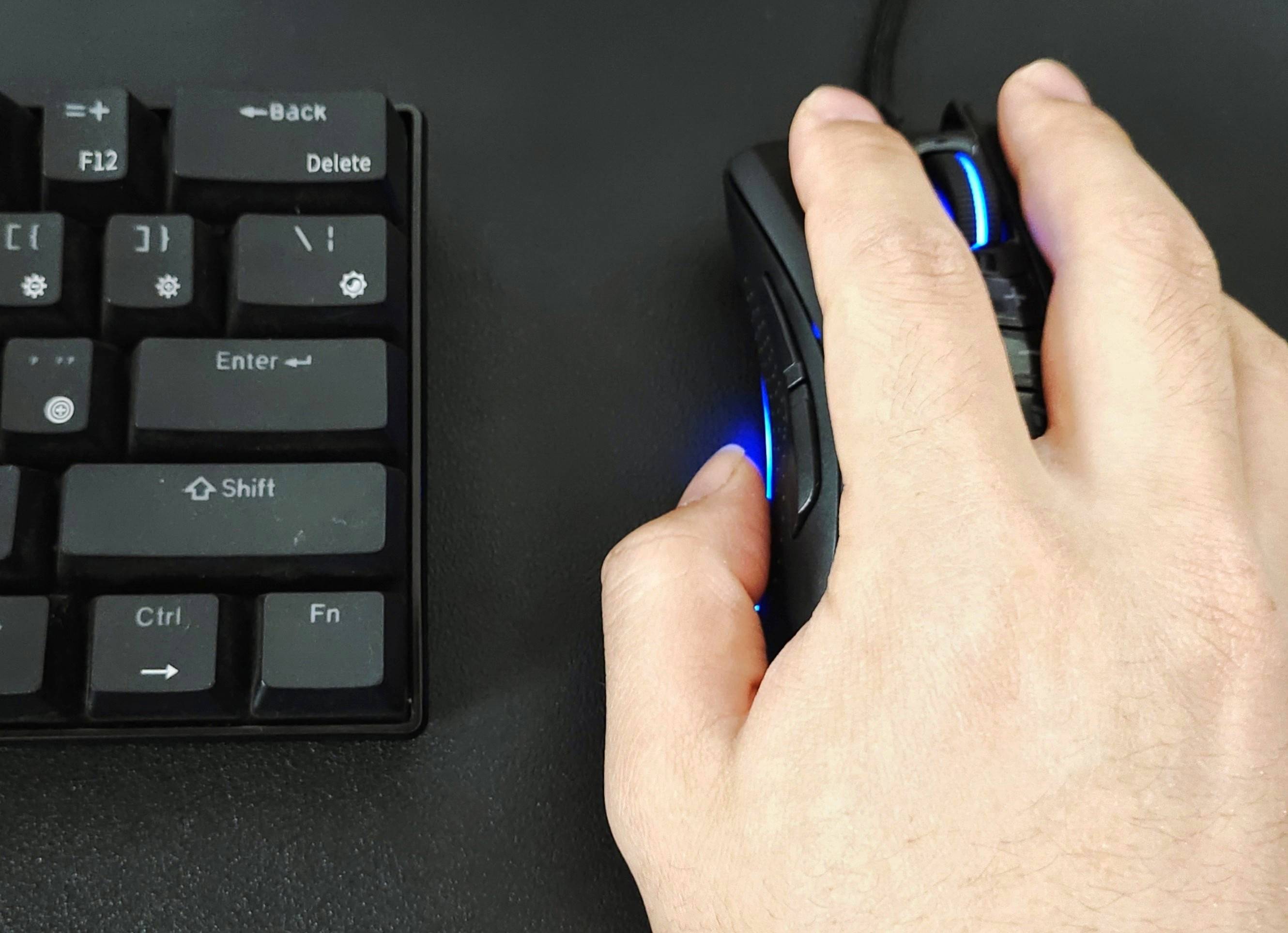 测评|体验性价比兼具，血手幽灵ES9 Pro测评：电竞入门者的上分利器