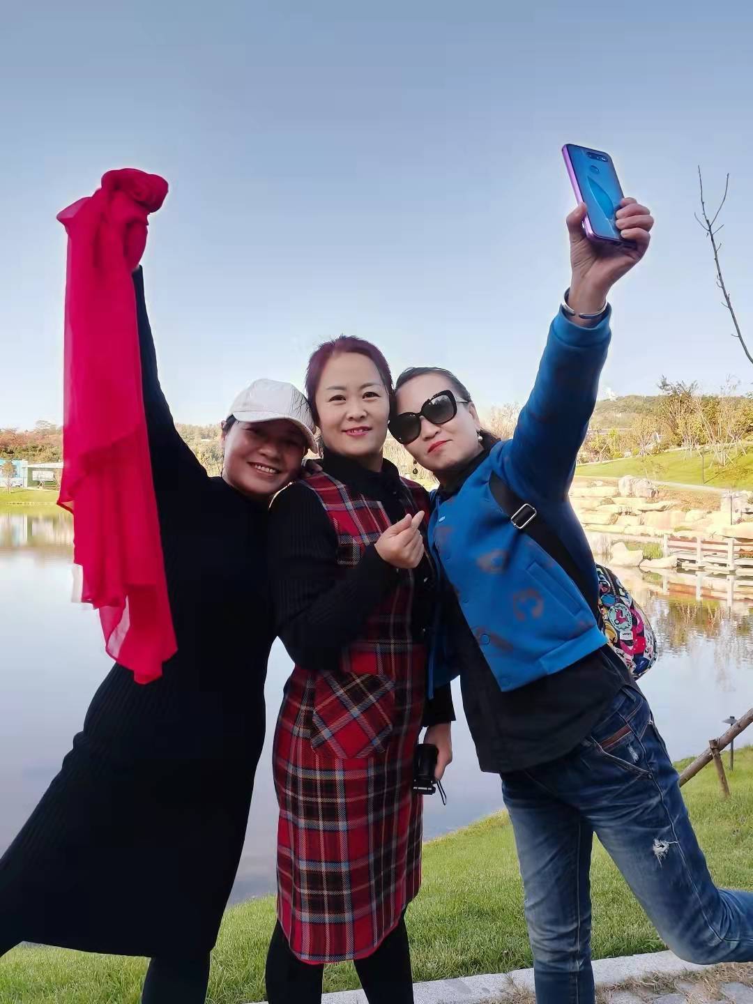 开心快乐每一天完整版 0be9d5a62578428fb379540b13498a57.jpeg