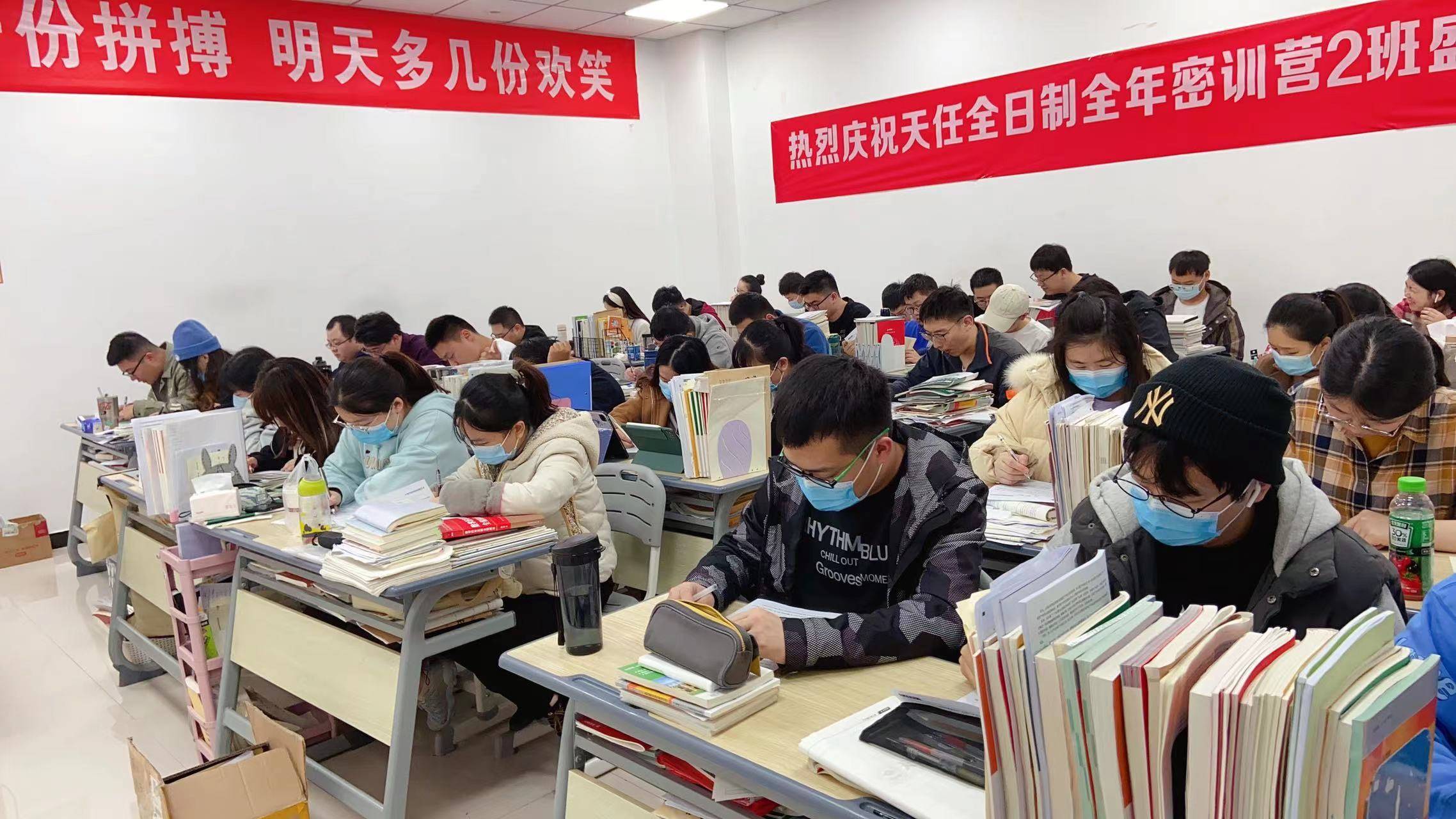 大专毕业

生可以考研究生吗（大专毕业

可以报考硕士研究生吗）