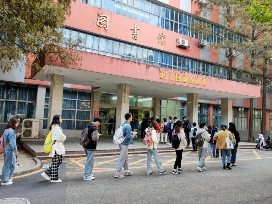 学弟|让医学生放弃考研到底有多简单？