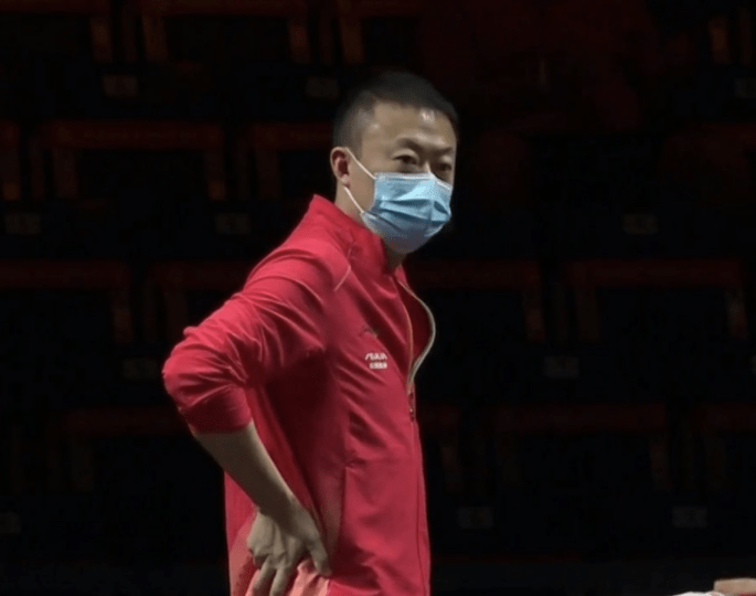 石川佳|八强诞生4席！国乒双杀日本：陈梦6-10落后逆转，石川佳纯直跺脚
