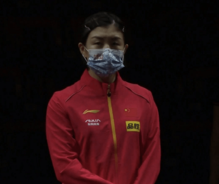 石川佳|八强诞生4席！国乒双杀日本：陈梦6-10落后逆转，石川佳纯直跺脚