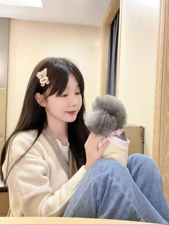 马甲 江苏五龙——可爱女生也可以穿的很时尚，看小彩虹徐梦洁给你做穿搭模范！