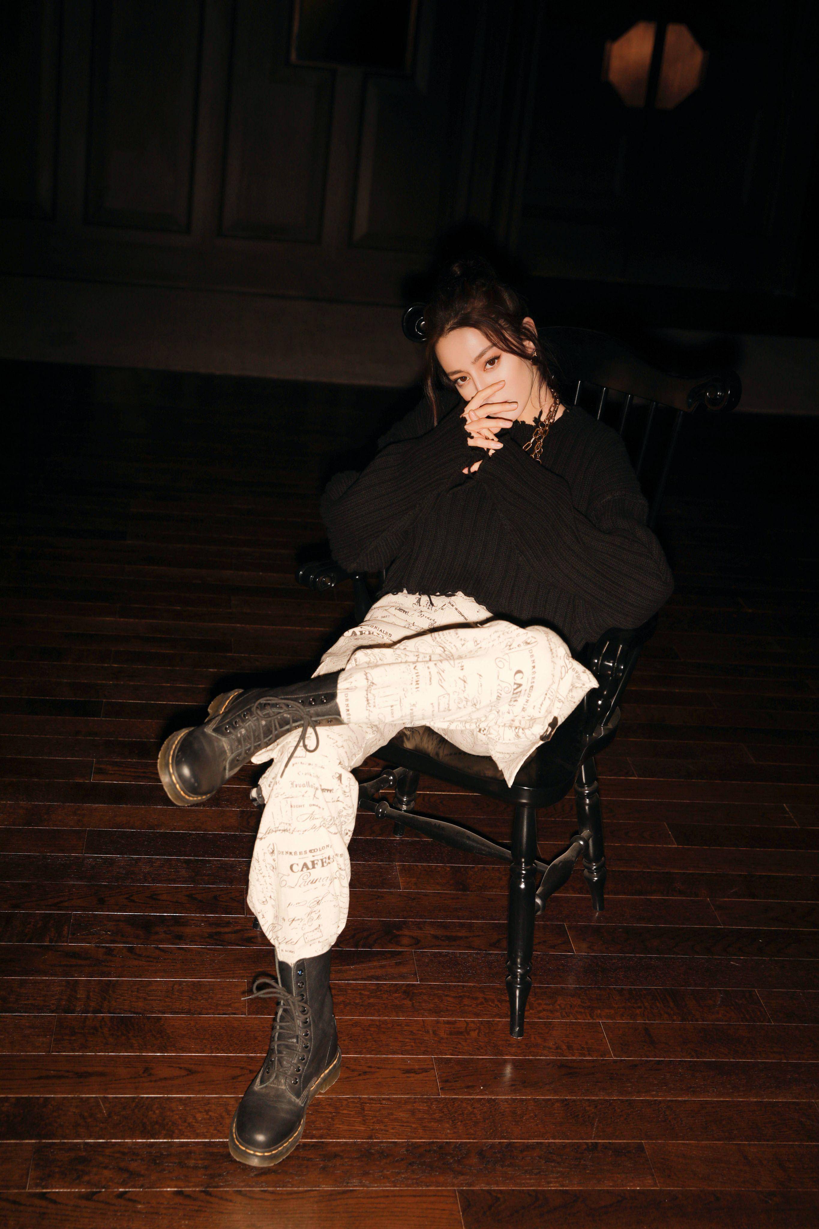 迪丽热巴是在逃公主吗?