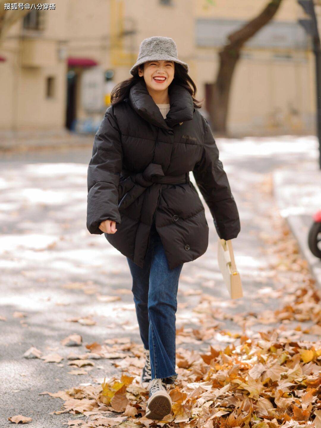 黑色 入冬外套不用太多，有这几件羽绒服就够了，保暖舒适又百搭