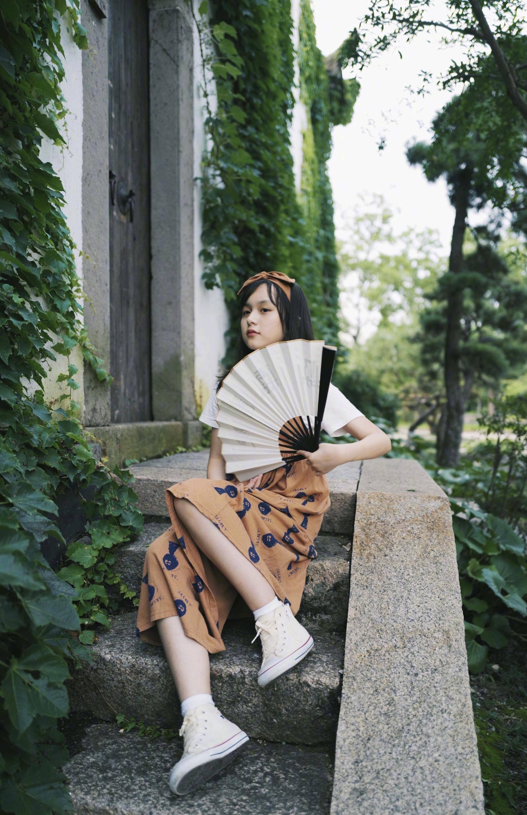 小芈月长大了,6岁时在大剧里萌翻众人,今12岁已有美女范儿_刘楚恬