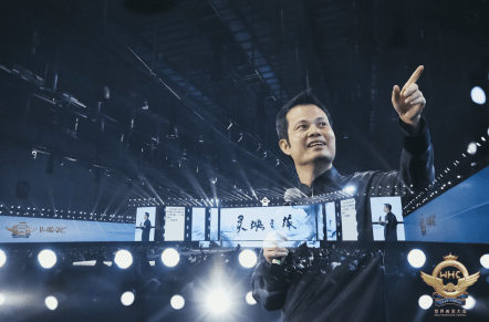 发型2021世界美发大会启幕大牌与大牌 同台共舞 同频共镜